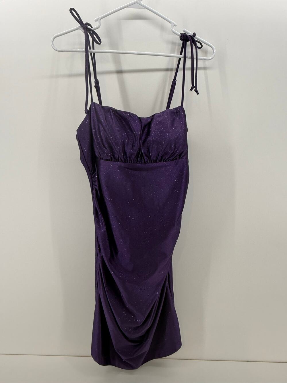 Emerald Sundae Juniors' Draped-Neck Bodycon Purple Dress - size L
